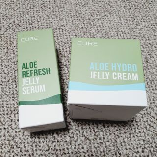 김정문알로에 큐어 큐어 알로에 리프레쉬 젤리 세럼, 큐어 알로에 하이드로 젤리 크림 — 5점을 준 리뷰어가 2021년 2월 올린 사용 사진