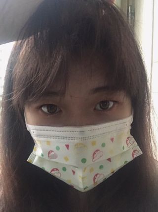 [숨그림]  덴탈마스크 짱구 우리아이 그리고 내가 쓰는 믿을수있는 케릭터 마스크  16종 — 4.5점을 준 리뷰어가 2021년 10월 올린 사용 사진