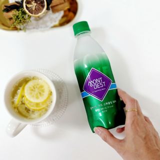 몽베스트 Montbest with Sparkling water Plain 20병 — 5점을 준 리뷰어가 2022년 9월 올린 사용 사진