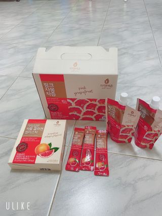 자연에온 핑크 자몽 착즙 100mL 10개입 1BOX +가 득담은 자몽 콜라겐 젤리스틱 1BOX — 4.5점을 준 리뷰어가 2021년 7월 올린 사용 사진