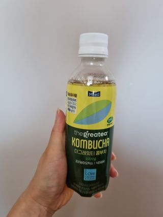 더그레잇티 콤부차 [매일유업] 더그레잇티 44kcal 콤부차 300ml *12개입 (오리지널 6개+베리리치 6개) — 3점을 준 리뷰어가 2023년 7월 올린 사용 사진