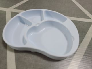 유비맘 캐릭터 실리콘 흡착 식판_색상 랜덤발송 — 5점을 준 리뷰어가 2020년 12월 올린 사용 사진