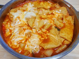 응큼떡볶이 — 5점을 준 리뷰어가 2021년 3월 올린 사용 사진