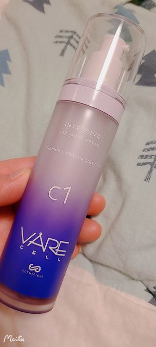 바르셀 수분로션 수분크림 보습 탄력 주름개선 인텐시브 리포좀 크림 C1 50ml — 5점을 준 리뷰어가 2021년 11월 올린 사용 사진