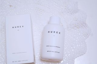 [HUREX] 휴렉스 볼류마이징 탈모완화 기능성 샴푸 150ml x 2개 — 5점을 준 리뷰어가 2021년 10월 올린 사용 사진