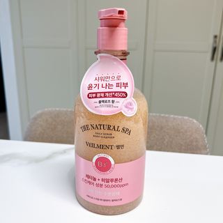 벨먼 내추럴스파 수분광채 스크럽 바디워시 600ml 5종 — 5점을 준 리뷰어가 2022년 5월 올린 사용 사진