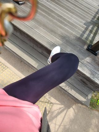 [딕시] 힙 플랙션 레깅스 HIP FLEXION Leggings — 5점을 준 리뷰어가 2022년 5월 올린 사용 사진