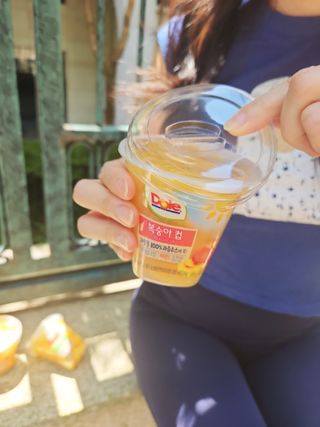 돌 MF[Dole] 파인애플컵/망고컵/복숭아컵 198g 6입X1박스 (맛 1가지 랜덤 발송) — 5점을 준 리뷰어가 2023년 6월 올린 사용 사진
