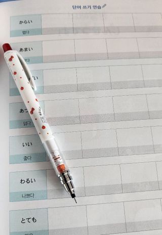 맛있는북스 이번에 제대로 맛있는 일본어 첫걸음 본책 + 쓰기 노트 + 음원 QR코드 + 영상 QR코드 세트 — 5점을 준 리뷰어가 2025년 2월 올린 사용 사진