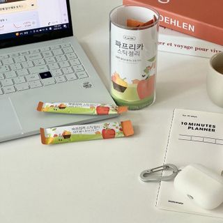 팜코바이오 파프리카 스틱젤리 / 황기력 / 천문동 건강젤리 — 5점을 준 리뷰어가 2022년 10월 올린 사용 사진