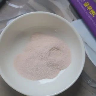 브이나인 글루타치온 비타민C 콜라겐 세라마이드 14포 1BOX — 5점을 준 리뷰어가 2022년 8월 올린 사용 사진