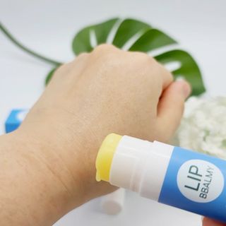 [립빠미] 립앤칙스 멀티밤 + 베리어립밤 2종 — 5점을 준 리뷰어가 2021년 8월 올린 사용 사진