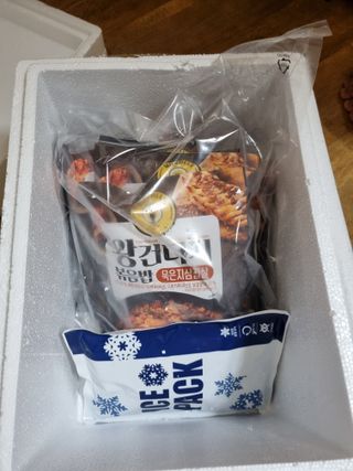 한성기업 무볼레 왕건더기 볶음밥 묵은지삼겹살 — 4점을 준 리뷰어가 2021년 10월 올린 사용 사진