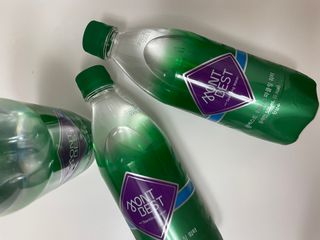몽베스트 Montbest with Sparkling water Plain 20병 — 5점을 준 리뷰어가 2021년 11월 올린 사용 사진