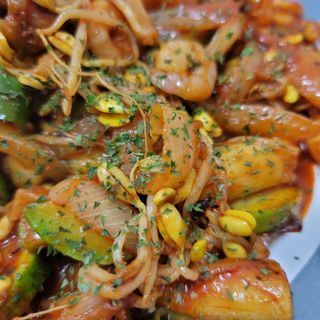 화끈한녀석들 새오똥400g 새우,오징어,똥집 볶음요리 소스,밀떡, 참기름 포함 — 5점을 준 리뷰어가 2022년 11월 올린 사용 사진