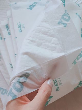 아베크 펫 와이드 프리미엄 대형 애견 강아지 배변 패드 30매 1팩 80g — 5점을 준 리뷰어가 2021년 7월 올린 사용 사진
