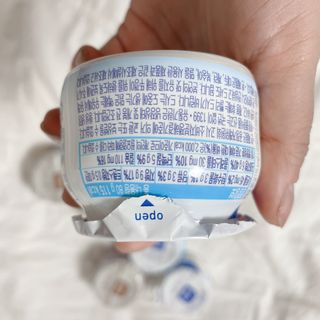 매일바이오 그릭요거트 오리지널 플레인 4개, 로스터리 커피믹스 4개 — 5점을 준 리뷰어가 2021년 12월 올린 사용 사진