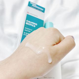 리더스코스메틱 리더스 카밍 바이오틱스 에센스 워터 — 5점을 준 리뷰어가 2021년 5월 올린 사용 사진