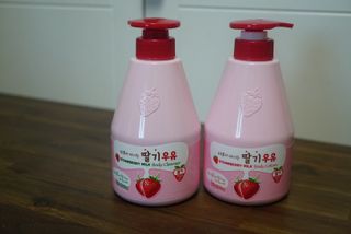 [과일나라] 피부가 마시는 딸기우유 바디클렌저&바디로션 — 5점을 준 리뷰어가 2022년 2월 올린 사용 사진