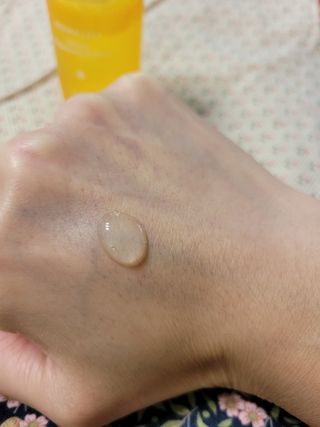 체르엠 스템앤셀 비타민 브라이트닝 에센스 30ml 1개 — 5점을 준 리뷰어가 2021년 10월 올린 사용 사진