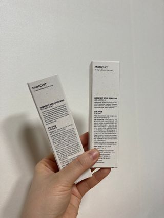 멈칫(MUMCHIT) 넥퍼퓸 NECKPERFUME 2가지 향 — 5점을 준 리뷰어가 2021년 12월 올린 사용 사진