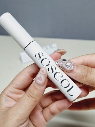 더소설 소설 블랙아이래쉬 세럼 10g(SOSEOL BLACK EYELASH SERUM 10g) — 5점을 준 리뷰어가 2023년 6월 올린 사용 사진