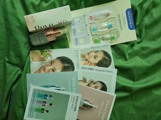 나우 [리브엠] 123억개 엑소좀으로 채운 눈부신 광채, 엑소코어 화이트닝 텐션 앰플 — 5점을 준 리뷰어가 2023년 8월 올린 사용 사진