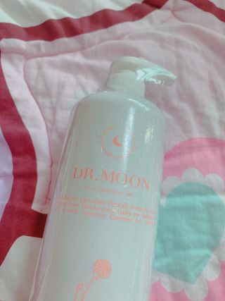 프리[닥터문] 유산균 락토케어 질경초 여성청결제 1000ml (젤타입) — 5점을 준 리뷰어가 2022년 6월 올린 사용 사진
