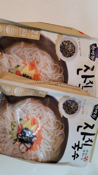 [한면원] 잔치국수 2인분 — 5점을 준 리뷰어가 2022년 7월 올린 사용 사진