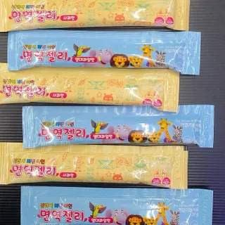 다나음 셀렌에 빠진 아연면역젤리 열대과일맛+사과맛 — 4.5점을 준 리뷰어가 2023년 8월 올린 사용 사진