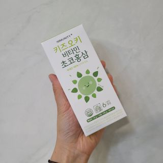 [이뮤니티플러스]우리아이 면역오키, 건강오키 _ 키즈오키 비타민초코홍삼 10포 1box — 5점을 준 리뷰어가 2022년 3월 올린 사용 사진