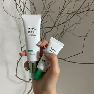 [AHC] 세이프온 에센스 선크림 올리브영 스페셜 증정 기획세트 — 5점을 준 리뷰어가 2022년 6월 올린 사용 사진
