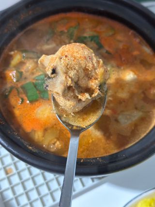 소담스퀘어 상암 궁중해물탕조씨집 백년가게 조씨집 팔뚝탕1인분550g — 5점을 준 리뷰어가 2022년 12월 올린 사용 사진