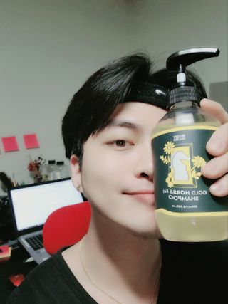 [바디홈즈] 골드 마유 샴푸 — 5점을 준 리뷰어가 2021년 1월 올린 사용 사진