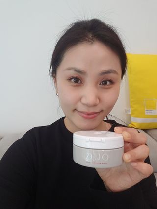 듀오코리아 [듀오] 피부맞춤형 저자극 클렌징밤 1종 랜덤발송 (모공케어,안색개선,안티에이징,블랙헤드) — 5점을 준 리뷰어가 2022년 4월 올린 사용 사진