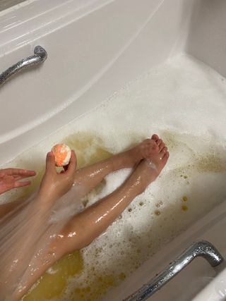 버블데이 배쓰밤 거품입욕제 버블바 6종 — 4점을 준 리뷰어가 2021년 8월 올린 사용 사진