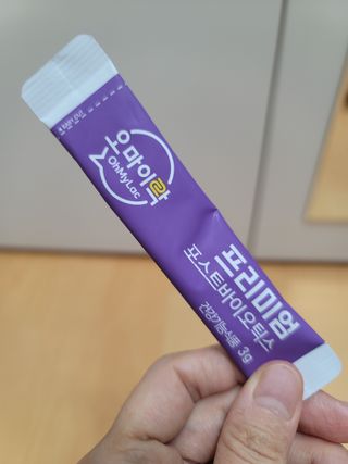 [유산균] 오마이락 프리미엄 포스트바이오틱스 30P — 4점을 준 리뷰어가 2022년 12월 올린 사용 사진