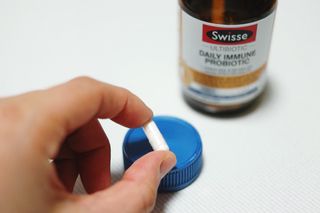 Swisse 스위스 데일리 이뮨 프로바이오틱스 10억, 30정 — 5점을 준 리뷰어가 2021년 3월 올린 사용 사진