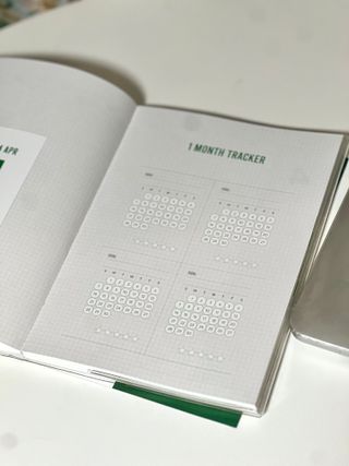 리훈 2024다이어리 아이라이크 모눈다이어리 — 5점을 준 리뷰어가 2023년 9월 올린 사용 사진