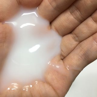 방방곳곳 편림초 마이크로바이옴 샴푸 — 5점을 준 리뷰어가 2022년 2월 올린 사용 사진