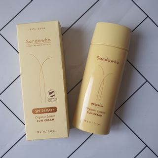 스킨큐어 산다화 유기농 레몬썬크림 — 4점을 준 리뷰어가 2022년 4월 올린 사용 사진