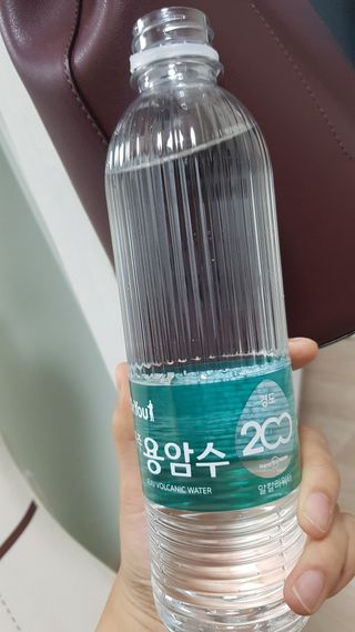 닥터유 제주용암수 닥터유 용암수 — 5점을 준 리뷰어가 2021년 11월 올린 사용 사진