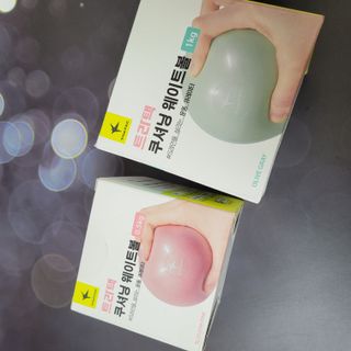 트라택 쿠셔닝 웨이트볼 0.5kg + 1kg SET — 5점을 준 리뷰어가 2022년 6월 올린 사용 사진