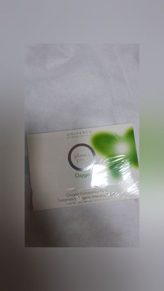 유니베르소 산소앰플 7일 집중케어 앰플 — 5점을 준 리뷰어가 2021년 8월 올린 사용 사진