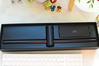 TOMO GRAPHY 나 있을땐 환한 조명 나 없을땐 확실한 살균 ★ DESK LIGHT & STERILIZER [ON] ★ — 5점을 준 리뷰어가 2022년 1월 올린 사용 사진