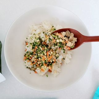 해풀잎 누구나 김밥*1ea [(혼합야채 35g *1ea,  김밥김 (5g, 5ea),  양념간장 (6g, 5ea), 참기름(5g, 2ea)] — 5점을 준 리뷰어가 2022년 5월 올린 사용 사진