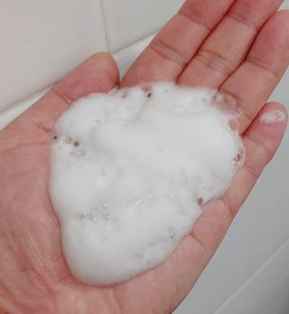 MF프리 [닥터문] 유산균 락토케어 질경초 여성청결제 200ml (폼타입) — 5점을 준 리뷰어가 2022년 7월 올린 사용 사진