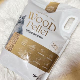 버진플래닛코리아 버진플래닛 고양이 화장실 우드 펠렛 모래 배변 펠릿 — 4점을 준 리뷰어가 2023년 3월 올린 사용 사진
