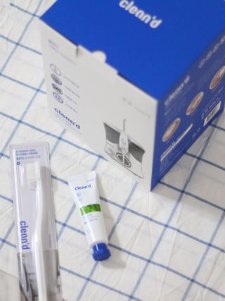 주식회사 클린디 [클린디] 양치 후 남은 이물질, 물치실로 완벽 제거 🦷 구강세정기 세트 [맞춤 칫솔 + 치약 포함] — 5점을 준 리뷰어가 2021년 12월 올린 사용 사진