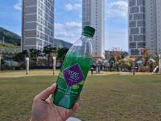 몽베스트 Montbest with Sparkling water Lime20병 — 5점을 준 리뷰어가 2021년 10월 올린 사용 사진